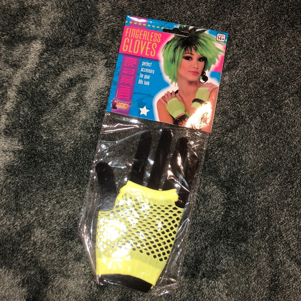 Fingerless fishnet gloves